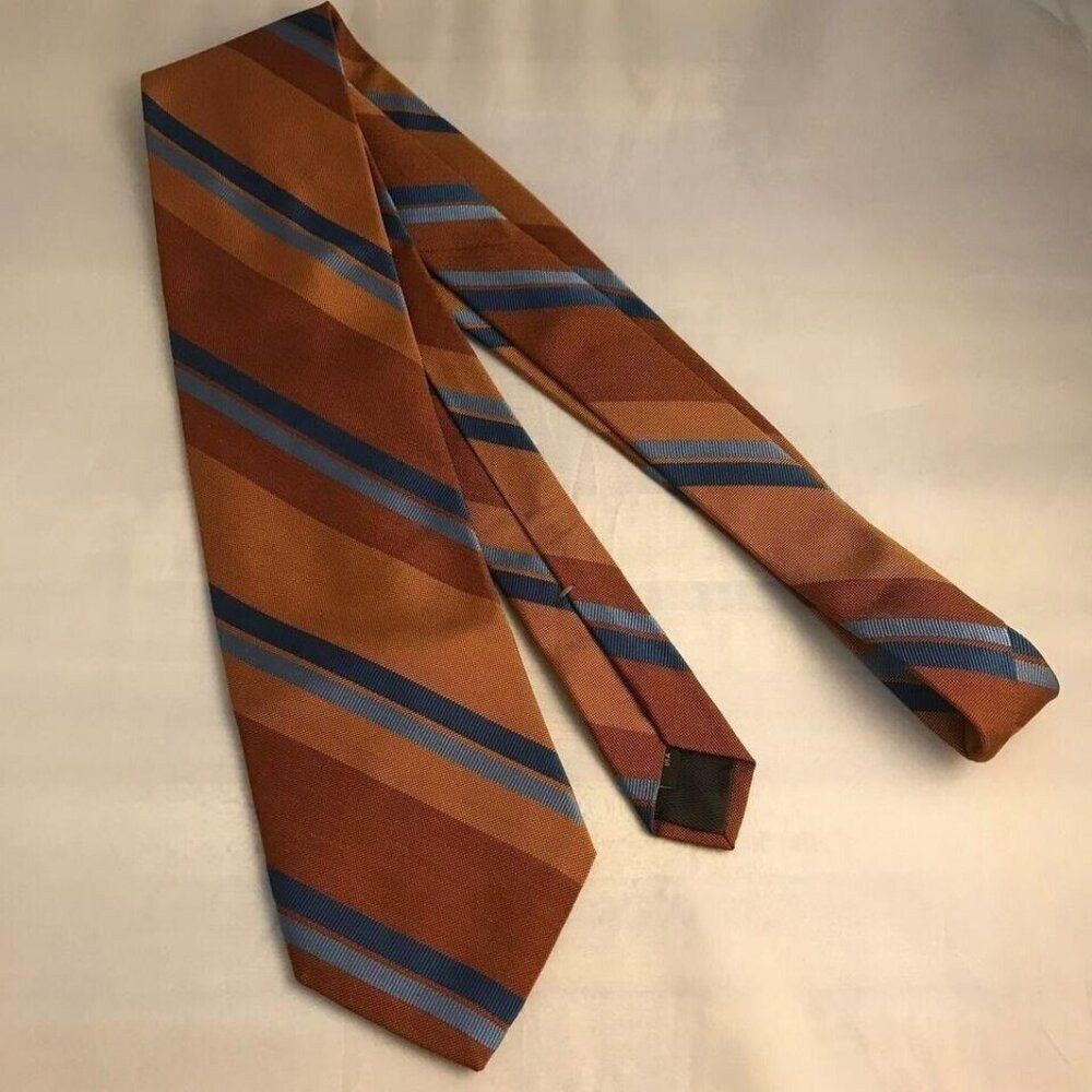 #1233 JOSEPH ABBOUD MENS SILK NECKTIE 58 IN X 4 IN